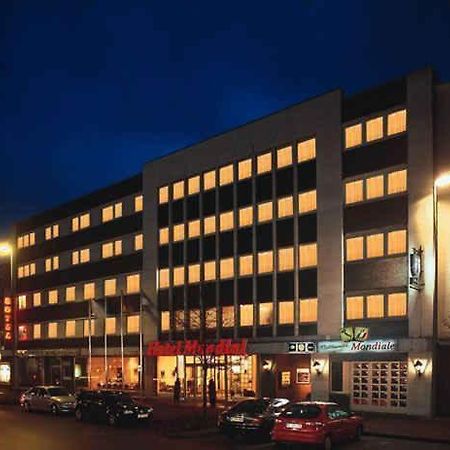 Hotel Mondial Langenfeld  Buitenkant foto
